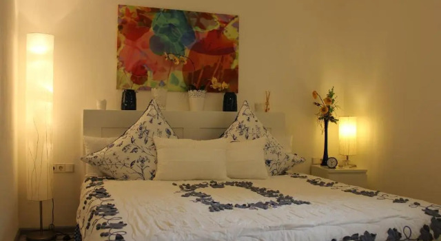 Ferienwohnung Black For(r)rest Gumpp, Book Lejlighed Hoteller i Aargau med pool, Swimmingpool