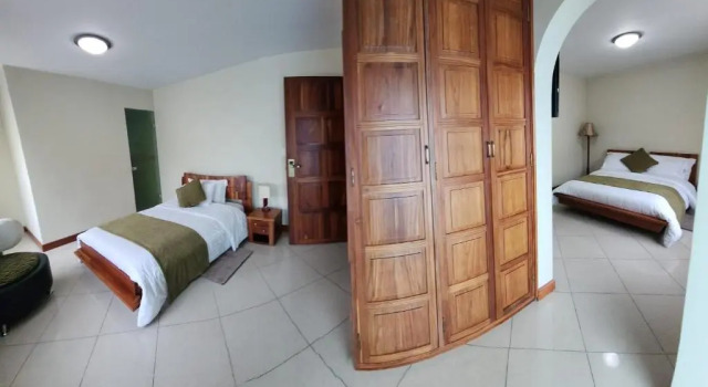 Семейный люкс Apartahotel Vincent Suites