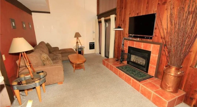 Buccaneer Retreat 6 Br home by RedAwning, Rezerwuj Hotel Jacksonville Floryda