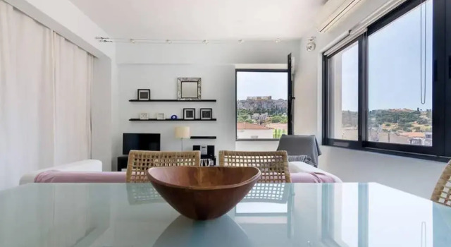 1bedroom house in the city center with great view