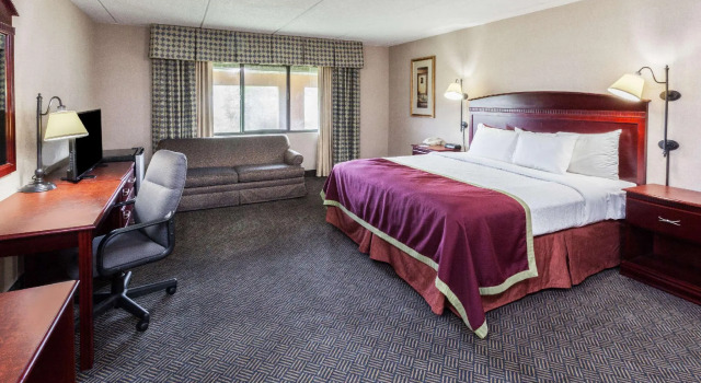 Двухместный номер Standard Baymont by Wyndham Michigan City