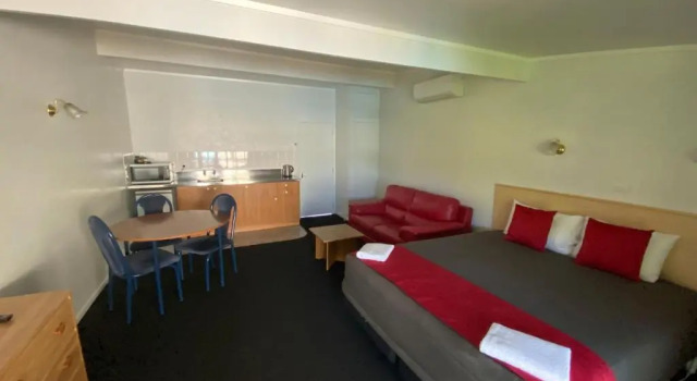 Студия Standard Grove Park Motor Lodge