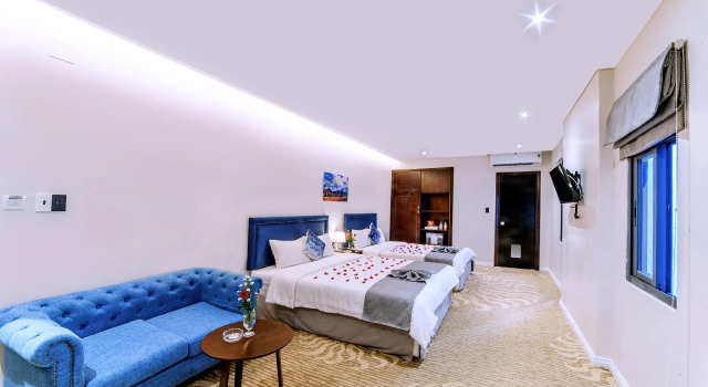 Thu Trang Beachfront Hotel, Забронировать Отель Вунгтау Бариа-Вунгтау, рядом с Christ of Vung Tau