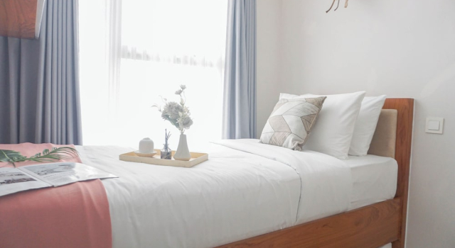 Comfy And Elegant 2Br At Tamansari Iswara Apartment