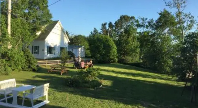 Appartement Chez LÉon, Boek Appartement Les Bergeronnes Canada