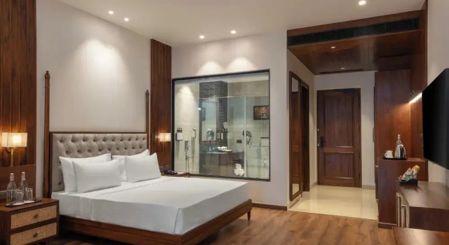 Номер Executive Clarks Inn Kharar-Mohali