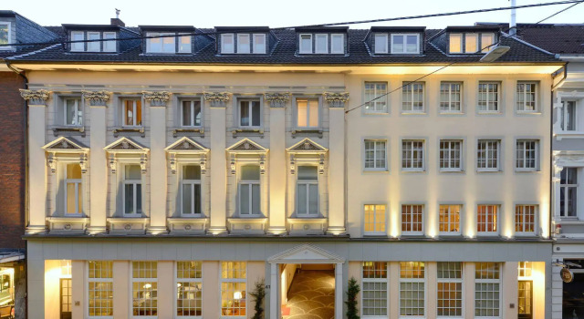 Living am Carlsplatz Apartment, Забронировать Апартаменты/квартира Карлштадт Дюссельдорф