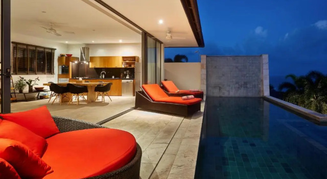 Семейная вилла с видом на море Villa Baan Saitara