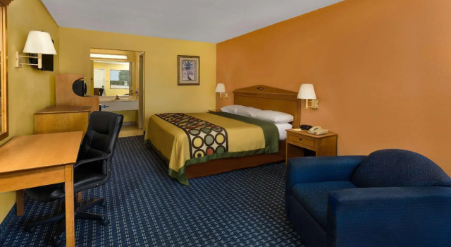 Двухместный номер Standard Super 8 by Wyndham Breaux Bridge