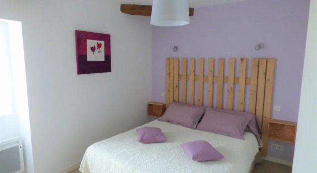 Gîte rénové avec jardin clos, proche plages, Wifi, parking pour voiture électrique - FR-1-426-164, Réserver Hôtel Le Bernard Pays de la Loire