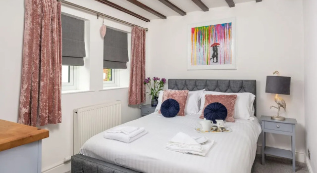 Beautiful 2-bed Cottage in Brampton, Varaa Lomakoti Mökit kohteessa Merseyside, Mökki