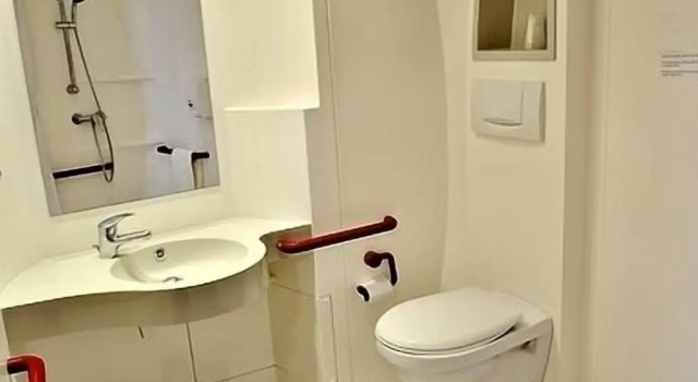 Одноместный номер Standard LOGIS - Hôtel & Restaurant le Grand Terre