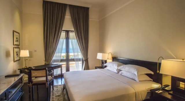 Люкс Presidential Galle Face Hotel