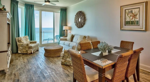 Immaculate Gulf-front Penthouse W/ Beach Access 3 Bedroom Condo, Забронировать Апартаменты/квартира Отели Панама-Сити с парковкой, рядом с Аквагалерея изобразительного искусства, Парковка