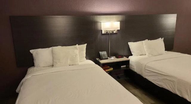 Четырёхместный номер Deluxe La Quinta Inn by Wyndham Farmington