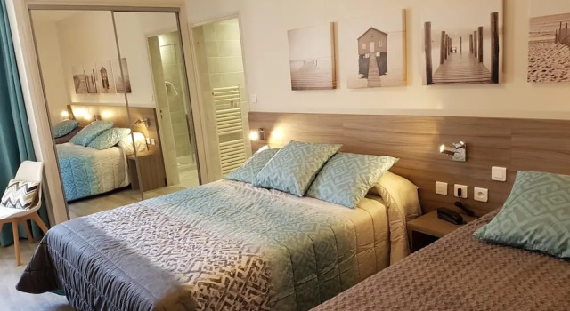 Двухместный номер Comfort Logis Hôtel Restaurant du Midi - Rodez Centre