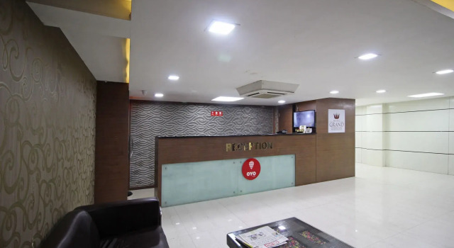 Hotel Grand Celebration By OYO Rooms, Rezervovat Hotel Hotely v Bangalore s parkováním, Parkování