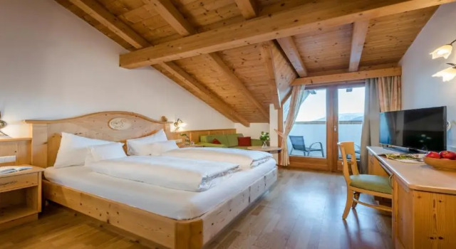 Двухместный номер Standard с видом на горы Tratterhof Mountain Sky Hotel