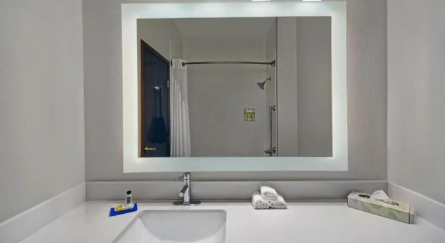 Двухместный люкс Holiday Inn Express Marshall by IHG