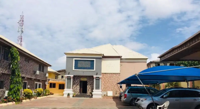 Sultan royal hotel & resorts, Varaa Hotelli Ilorin Kwara