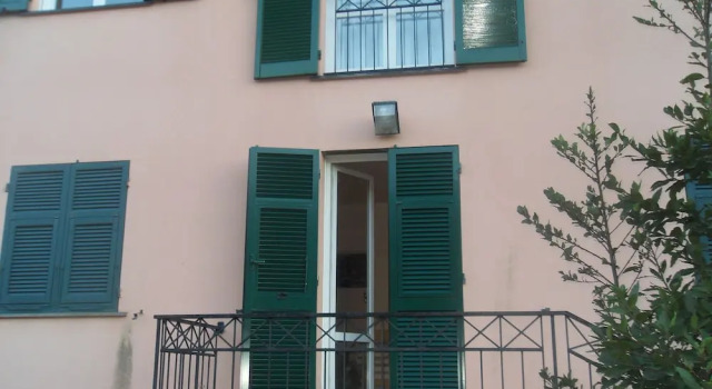 Noemi Apartment  Cinque Terre Paradise, Забронировать Апартаменты/квартира Отели в центре Леванто, в центре, Парковка