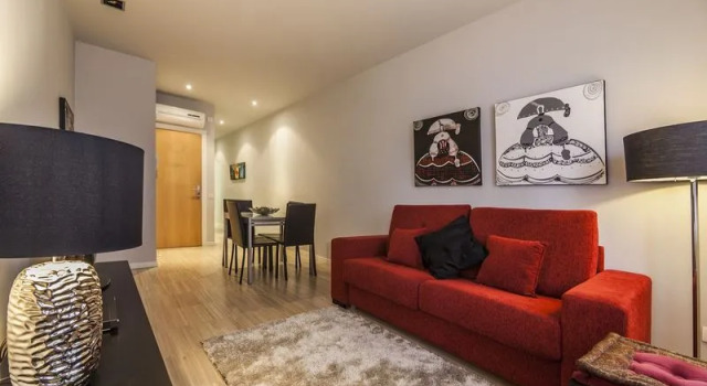 Четырёхместные апартаменты c 1 комнатой с балконом MH Apartments Sant Pau