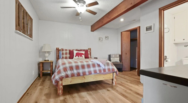 Hill Top Cottage - Dog Friendly 4 Bedroom Home by RedAwning
