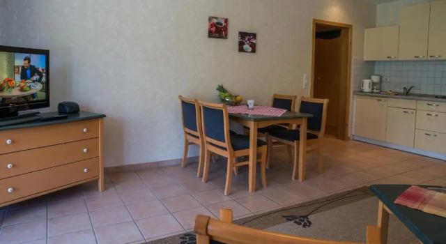Ferienhaus am Maiglöchchenberg 5, Забронировать Отель Карлсхаген земля Мекленбург-Передняя Померания