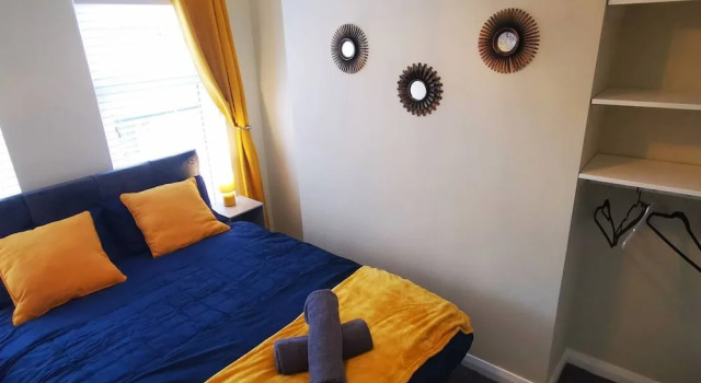 4BR Modern Botanic House, Забронировать Дом для отпуска Виллы Белфаста, рядом с The Belfast Empire Music Hall, Вилла