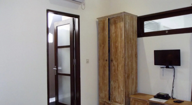 The Lakshmi Villas by The Beach House, Забронировать Отель Недорогие отели Гилей Траванган, рядом с Turtle Conservation Gili Trawangan, недорого