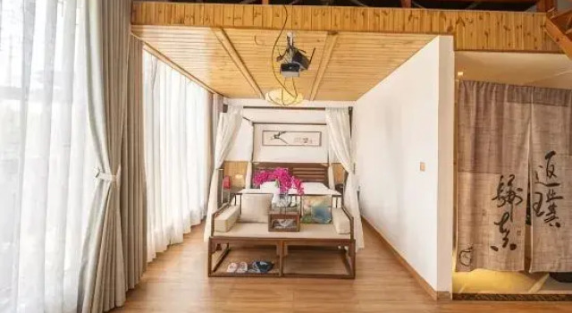 Семейный люкс Мансарда Mulan B & B in Yongzhou