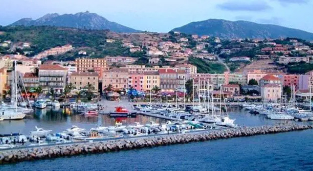 Magnifique appartement devant la plage, Varaa Huoneisto Propriano 