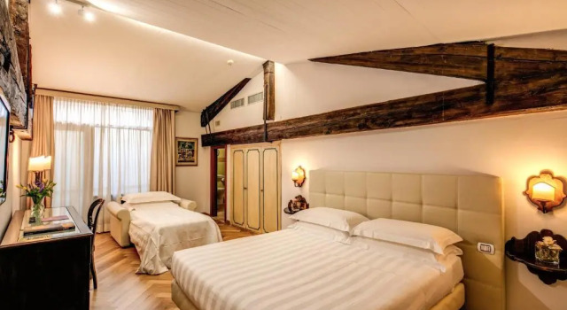 Трёхместный номер Standard Hotel Croce Di Malta