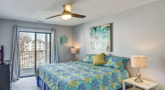 Balcony w/ Lake Views: Waterfront Ozarks Condo!