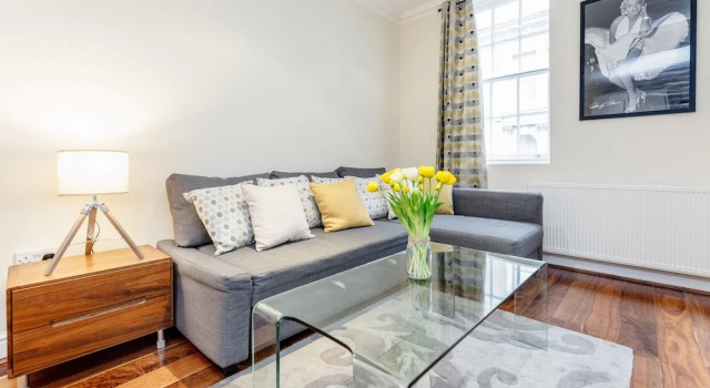 Spectacular Strand Two Bed Apartment