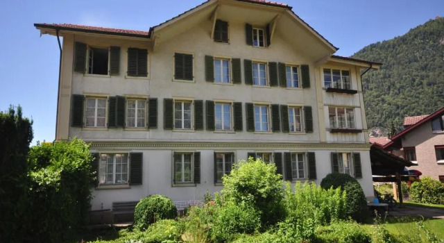 Townhouse II Sleeps 12 guests Central, Забронировать Отель Маттен-Интерлакен Берн кантон, рядом с Jungfrau Park