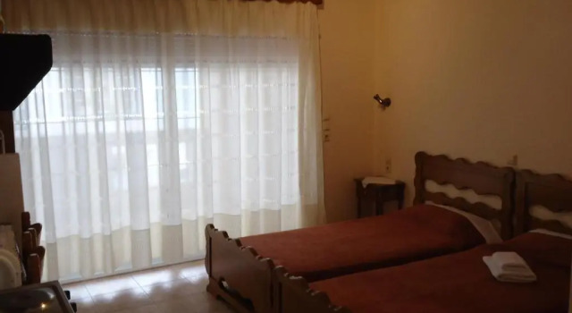 Onar, Prenota Hotel Limni Eubea