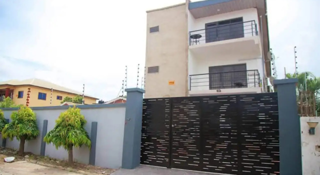 Captivating 2-bed Ensuite Apartment in Accra, Book Lejlighed Accra Greater Accra