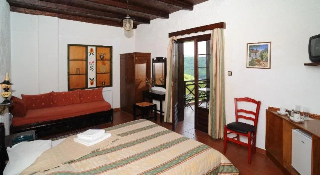 Hotel Makkas, Book Hotel Hotels in Central Greece with Parking, Parking