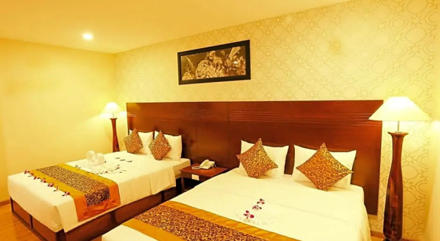 Четырёхместный номер Deluxe New Palace Bac Lieu Hotel