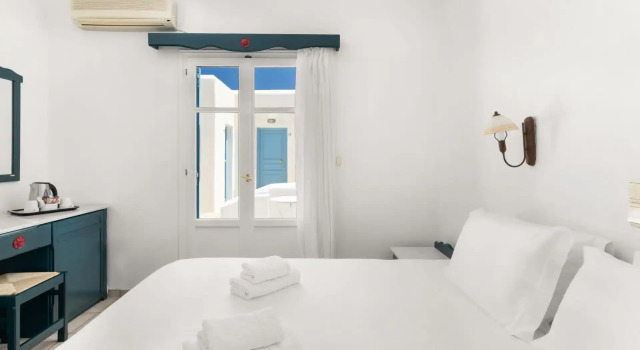 Трёхместный номер Standard Paros Inn Seafront