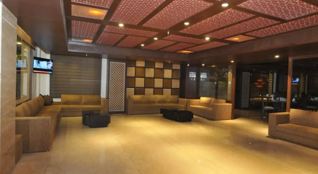 Hotel Royale Lalit, Rezervovat Hotel Džajpur 