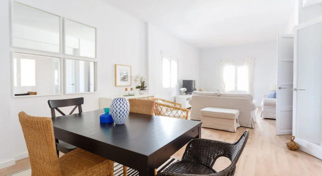 Apartamento Faro Family Home, Забронировать Апартаменты/квартира Отели Кадиса с парковкой, рядом с Montenmedio Golf &amp; Country Club, Парковка
