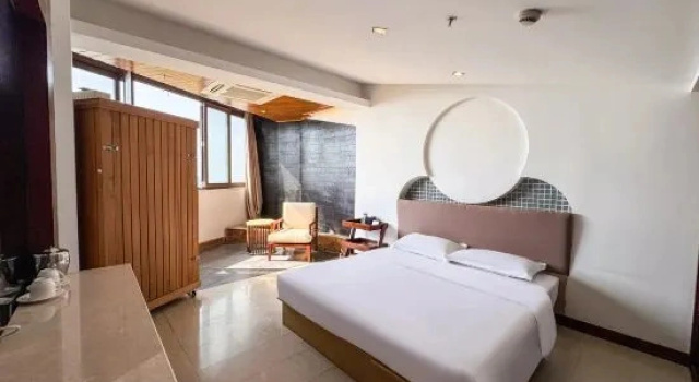 Семейный люкс Дуплекс с балконом и с видом на море Отель Sanya Marina Spa