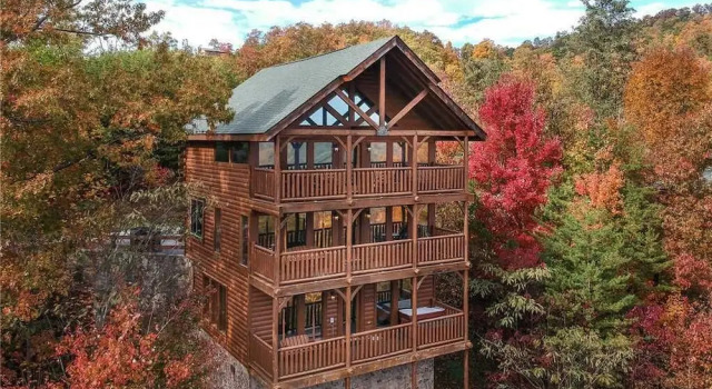 Bella Yani - Three Bedroom Cabin
