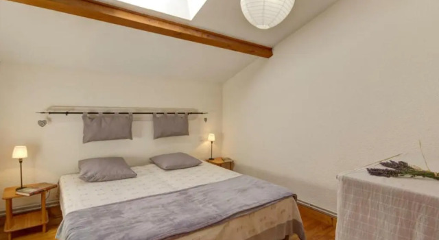 Gîte de charme avec cheminée, grand jardin et balades, animaux acceptés - FR-1-496-60, Prenota Hotel Hotel a Alvernia con parcheggio, Parcheggio