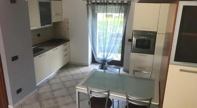 Апартаменты c 1 комнатой с балконом и с видом на сад Appartamento Indipendente Nella Collina di Aosta - Cir Vda Aosta 0163
