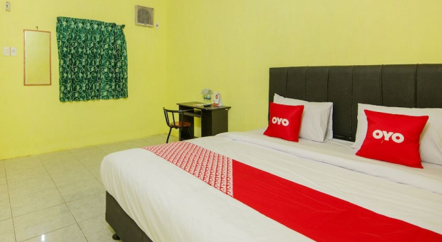 OYO 1701 Bagus Inn, Rezervați Hotel Hoteluri în Berastagi cu parcare, Parcare