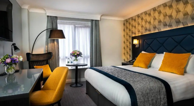 Двухместный номер Standard Camden Court Hotel