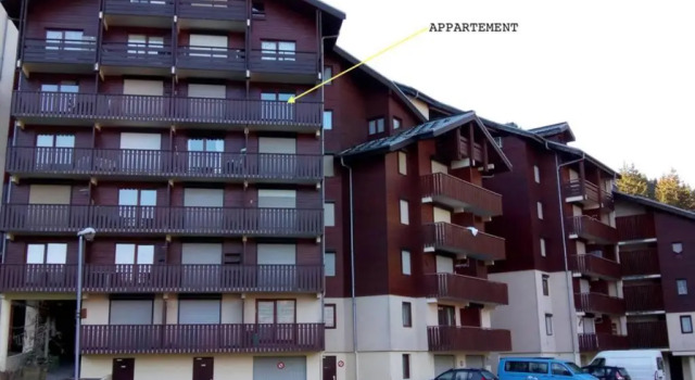 Au Pied des Pistes B31, Chaleureux studio 4 pers, vue sur la vallée imprenable avec WIFI, DRAPS NON COMPRIS, Забронировать Апартаменты/квартира Отели в центре Сен-Жан-д'Ольп, в центре